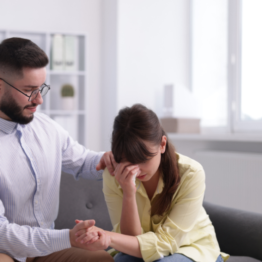 社内DXが進むと、なぜ人が辞めにくくなるのか