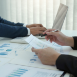 「担当者しかわからない仕事」が会社を危険にする理由。属人化リスクと業務改善の進め方とは？